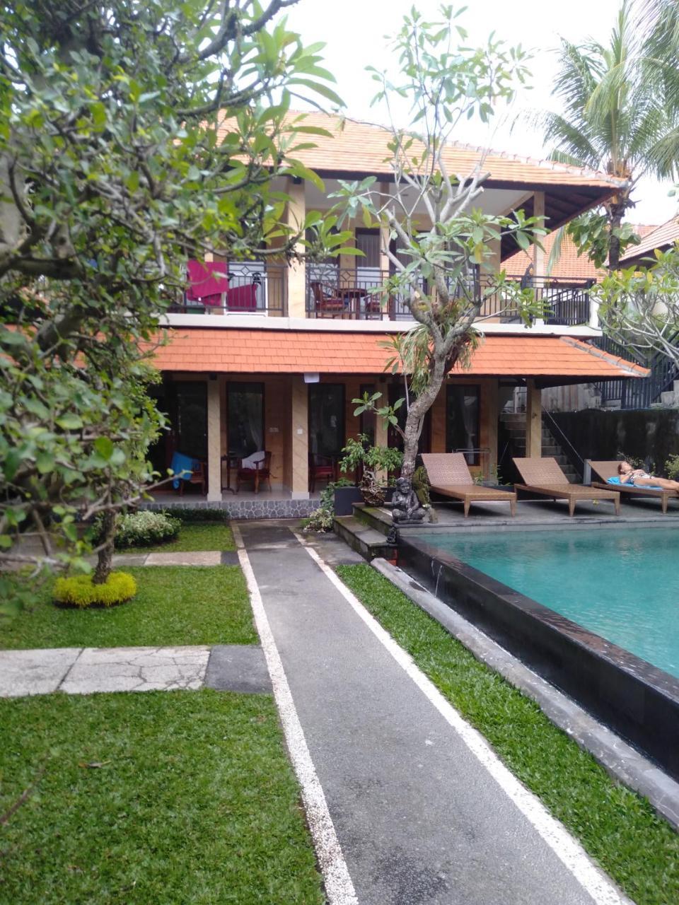 Merthayasa Bungalows Ubud Exterior foto